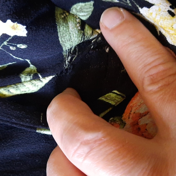 FREE Le Chateau Dark Floral Mini Sz XXL - Picture 11 of 12